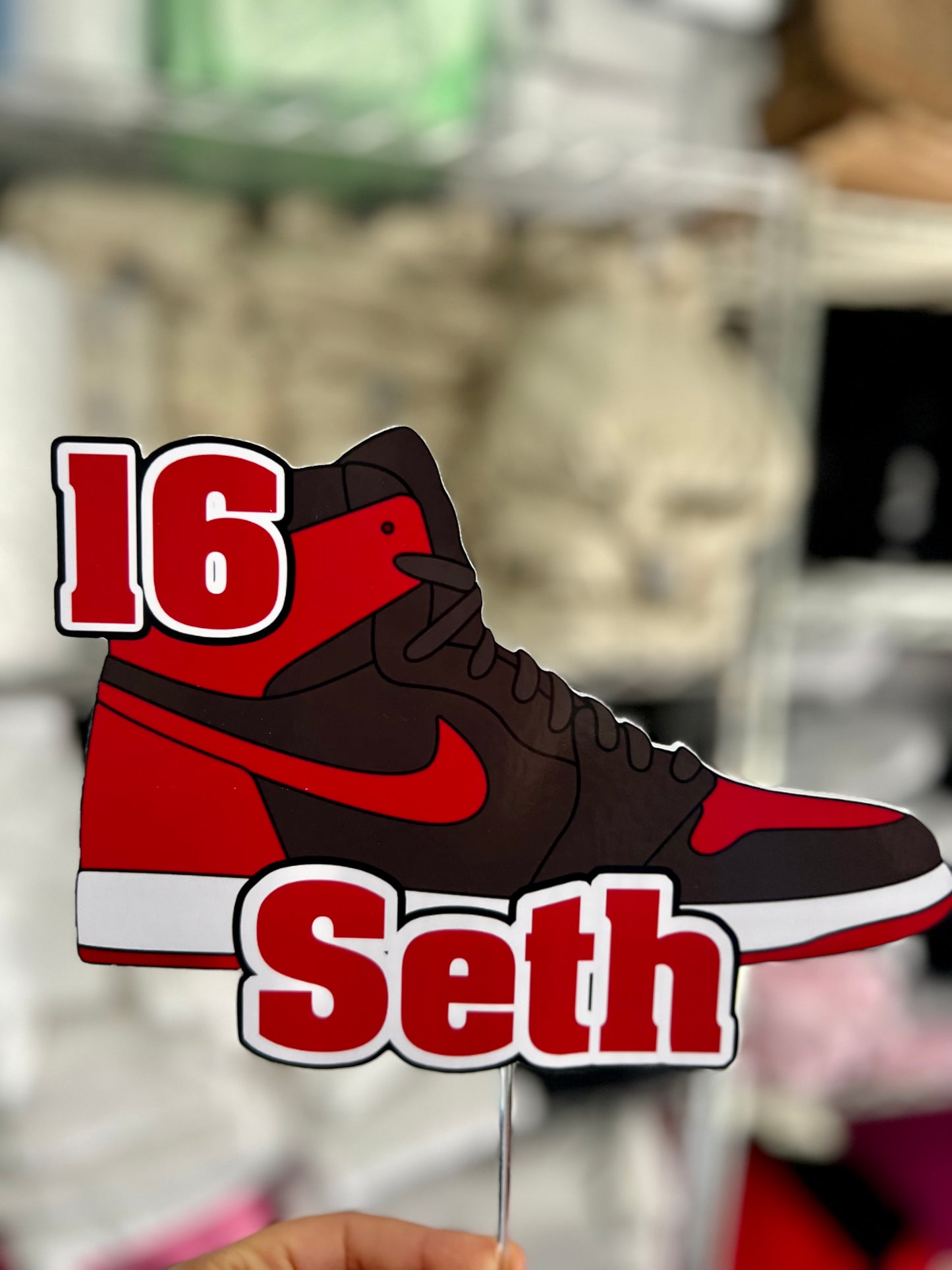 SNEAKER CAKE TOPPER