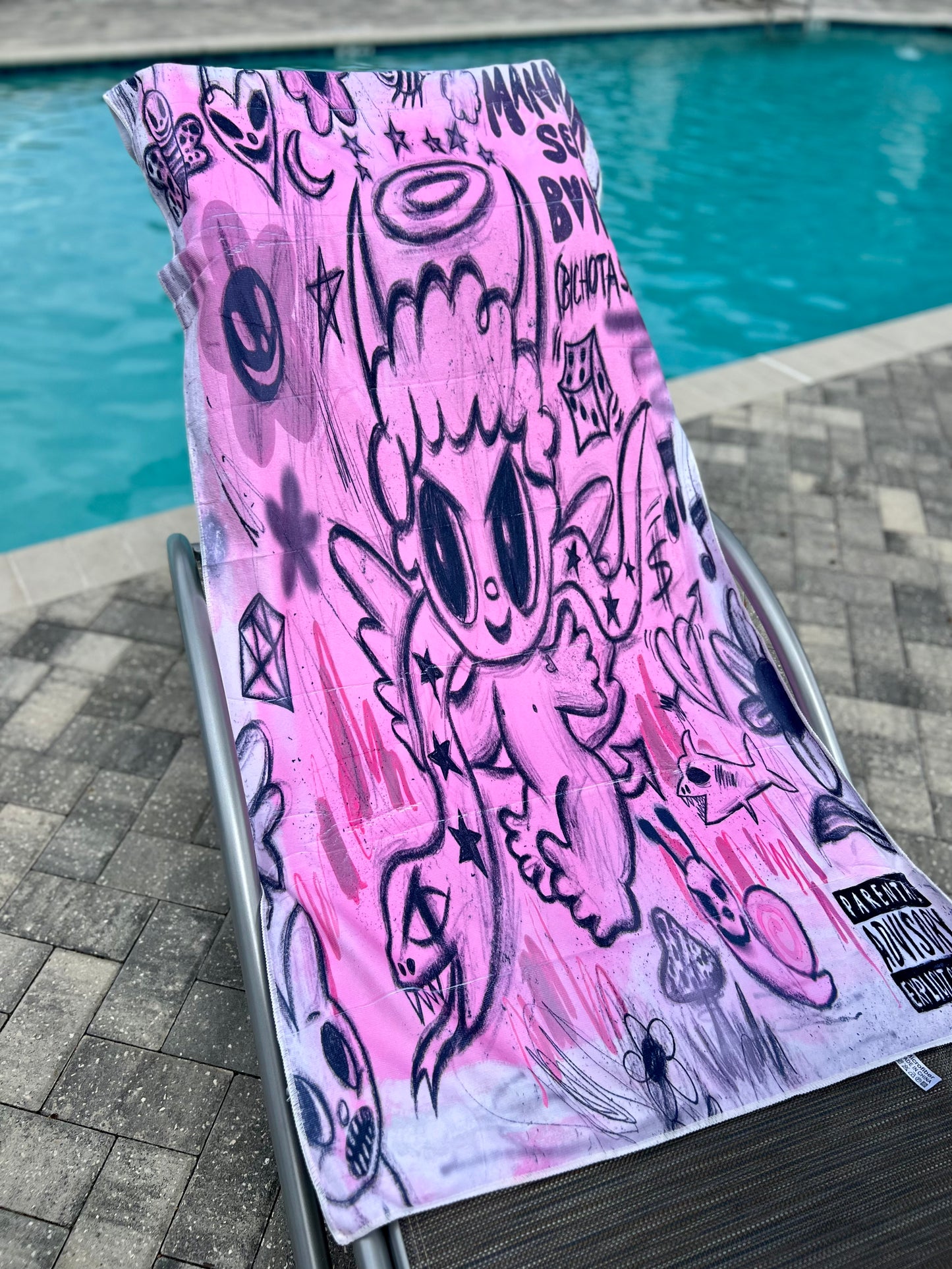 BICHOTA SEASON BEACH TOWEL